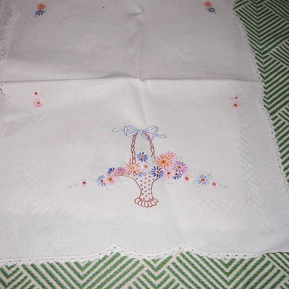 Vintage Embroidery Dresser Scarf Doily Table Runner